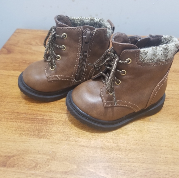 wonder nation Other - Wonder Nation Boots Zip up sides size 2 Baby